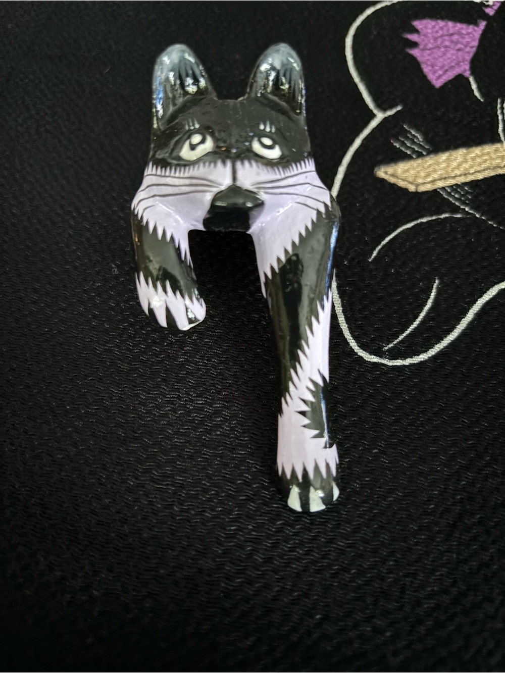 Vintage Wooden Black and Lavender Cat-Shaped Statement Ring